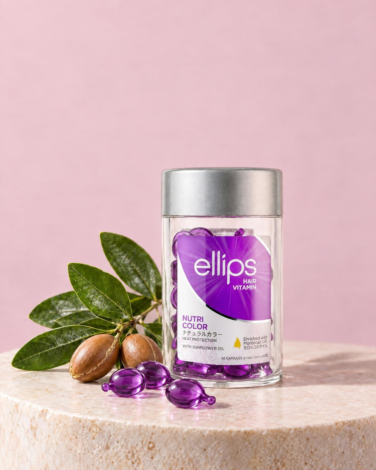 En burk Ellips Nutri Color med de viktigaste ingredienserna